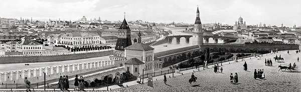 Панорама старой Москвы. Вид части города, снятый с Кремлевской стены.