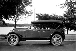 Ретро автомобиль, 1920 г.
